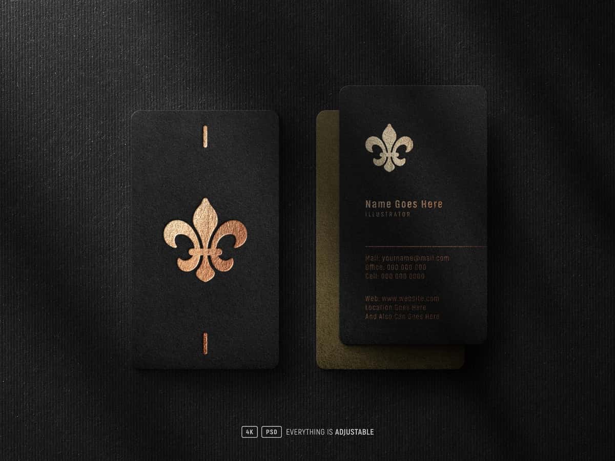 Qora rangli harflar bilan bosilgan oltin folga logotipi maketli vizitkalar | Letterpressed gold foil logo mockup black business cards 1