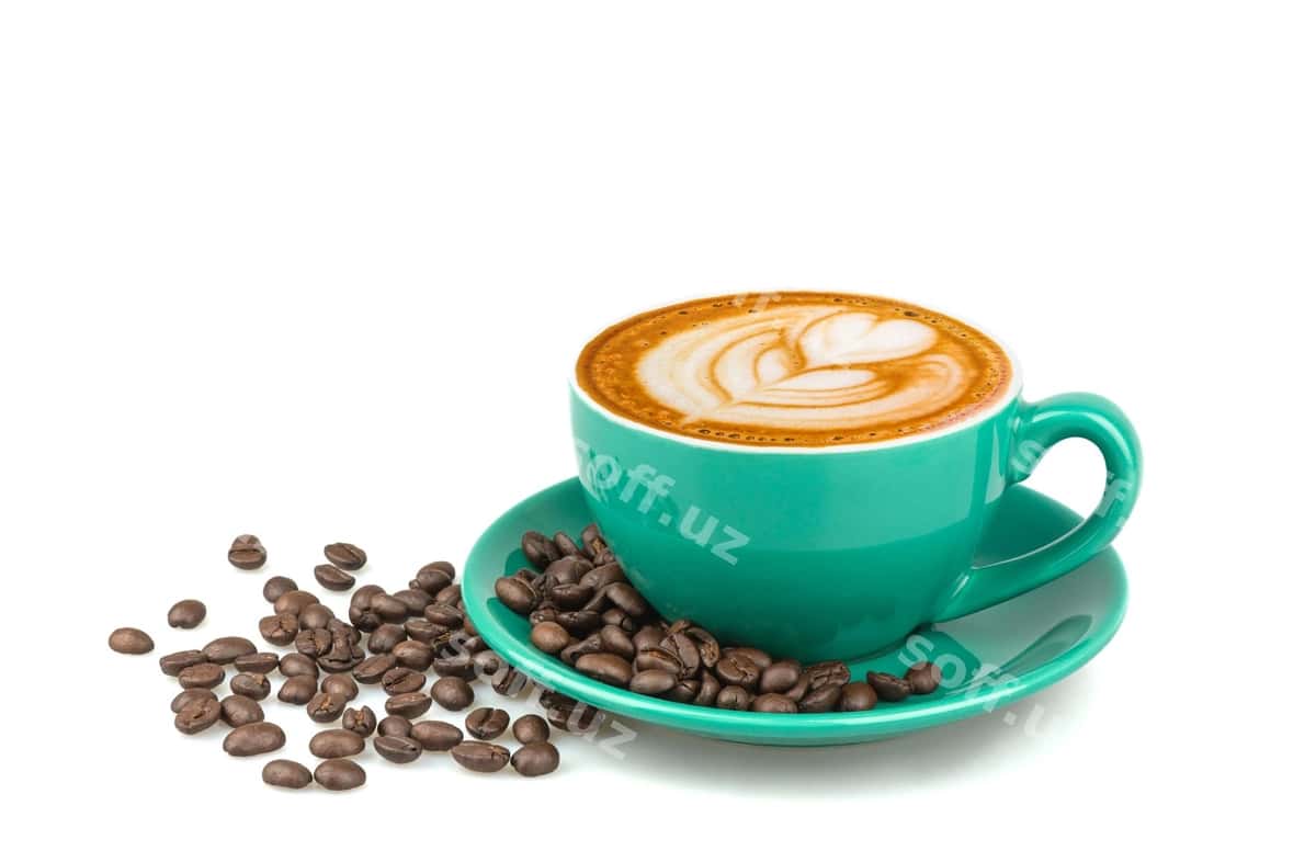 Yaqin murojat qilingan kofe stakichi oq fonda | Close up coffee cup white background 1