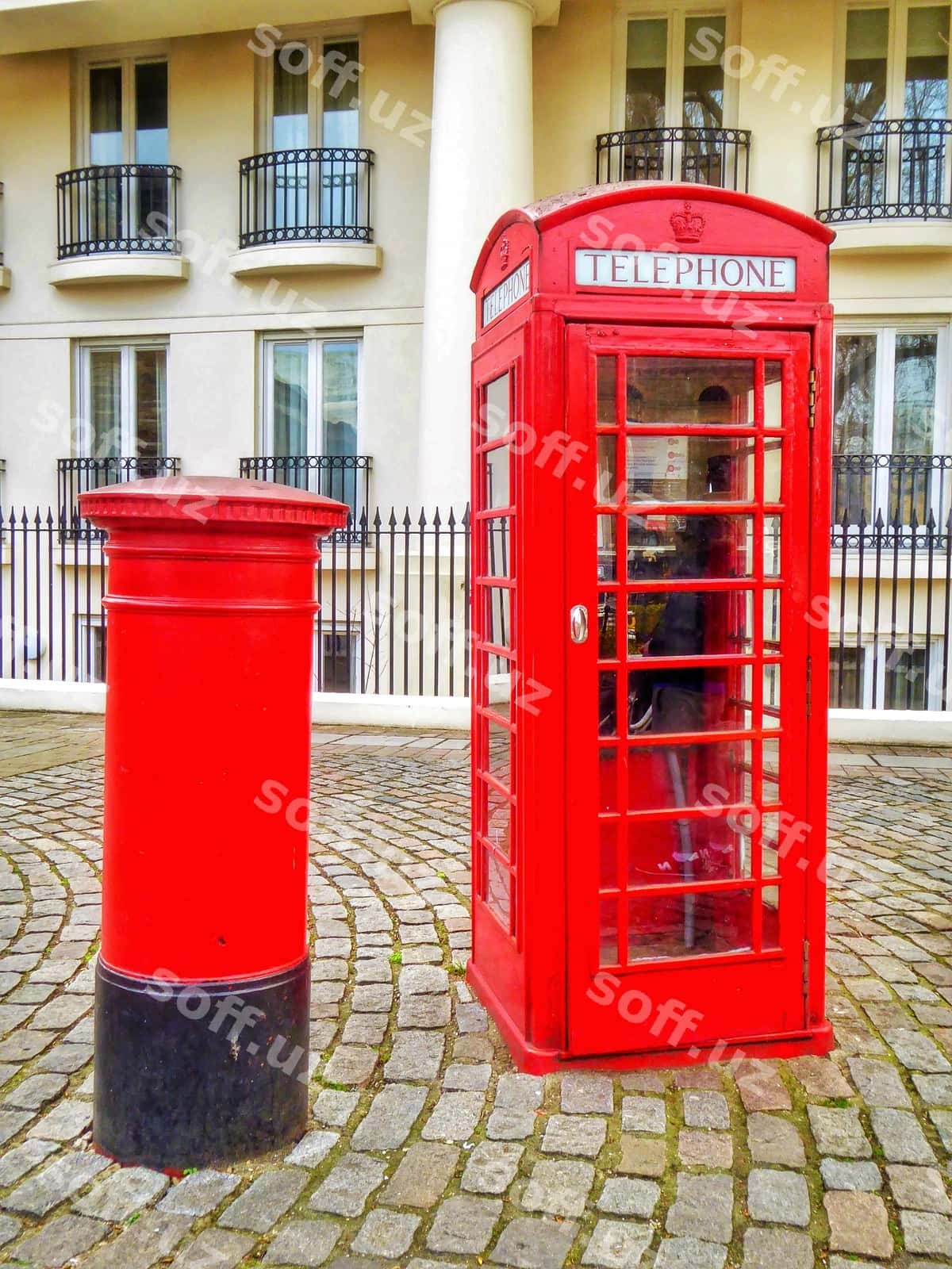 Telefon kabinasini yaqindan ko'rish | Close up telephone booth 1