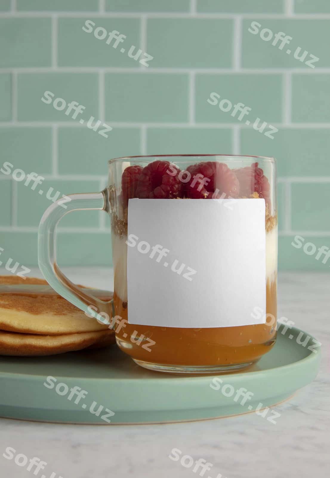 Malinali mazali desert maketi | Delicious dessert mockup with raspberries 1