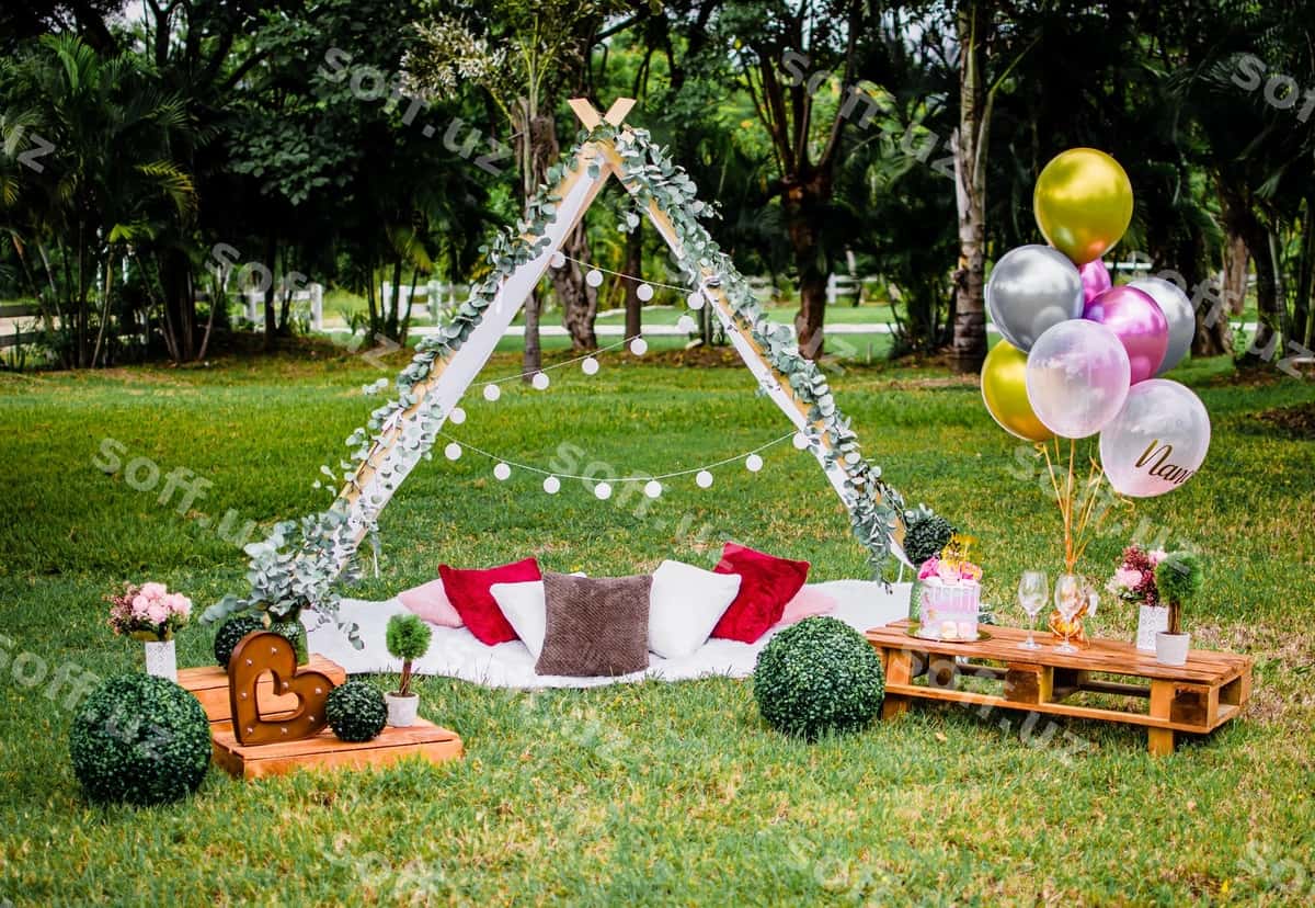 Bayramlik dekoratsiyalar bog' to'pchası | Festive decorations garden party 1