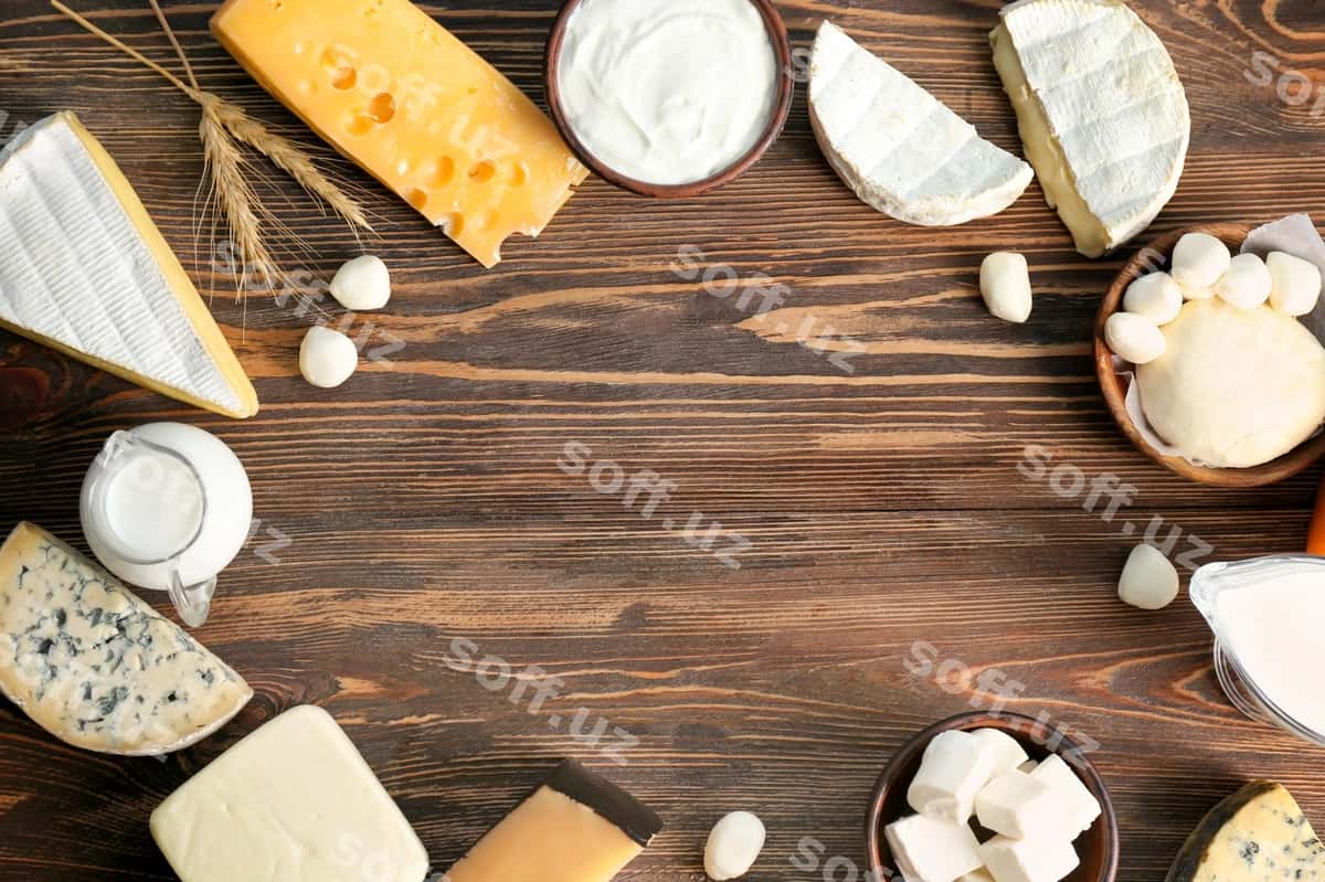 Yangi sut mahsulotlari yong‘oq orqa fonda | Fresh dairy products wooden background 1