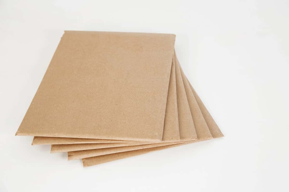 Pochta konvertlari yaqin | Mail envelopes closeup 1