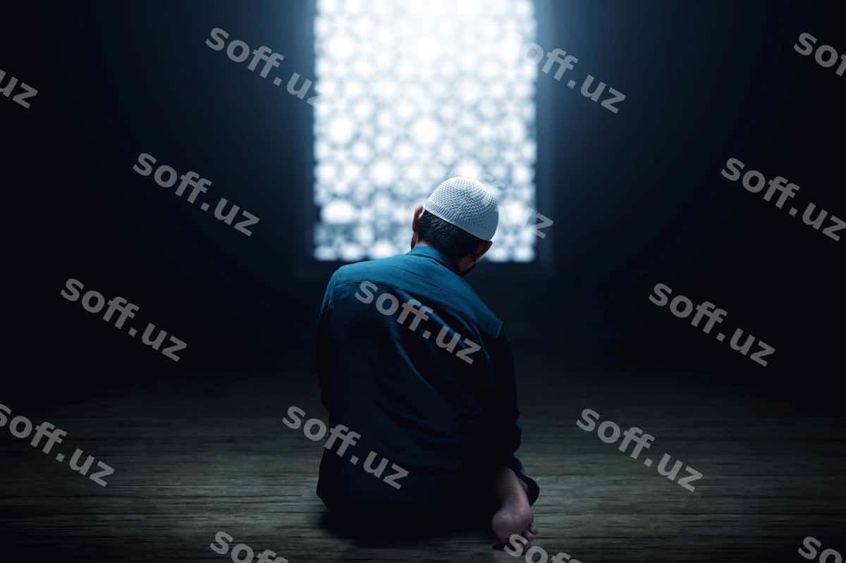 Muslim erkak masjidda namoz o'tkazmoq | Muslim man praying mosque 1