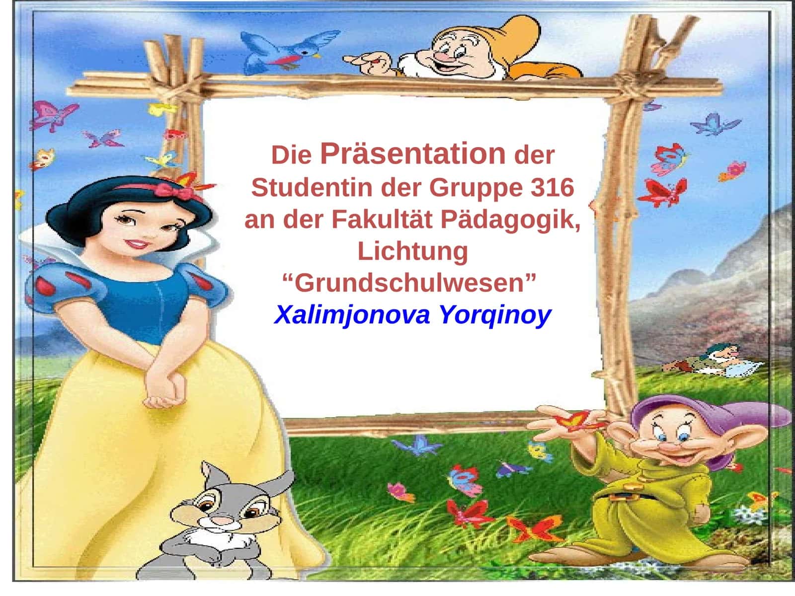 Die Präsentation der Studentin der Gruppe 316 an der Fakultät Pädagogik 1