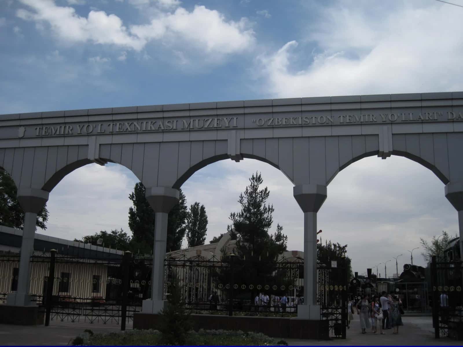 Ўзбекистон темир йўл тарихи 1