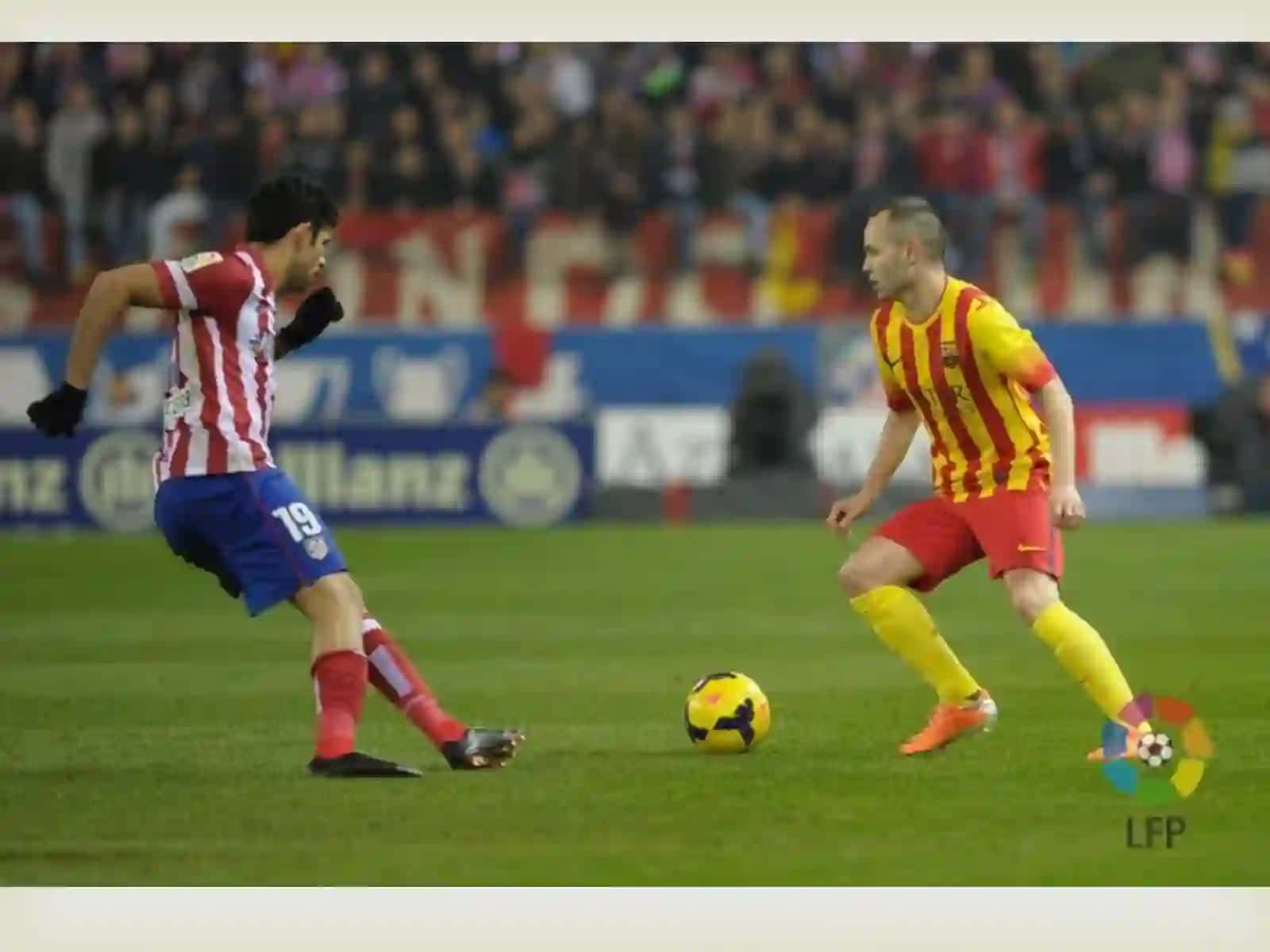 FUTBOLDA HARAKATLANISH TEXNIKASIGAO'RGATISH 3