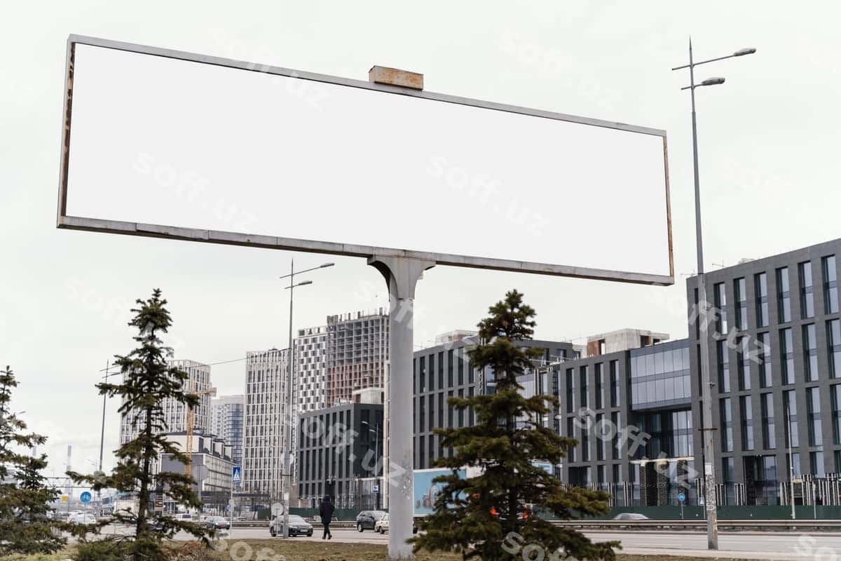 Ko'cha reklama doskasi namoyish namunasi tashqarida | Street billboard display mock up outdoors 1