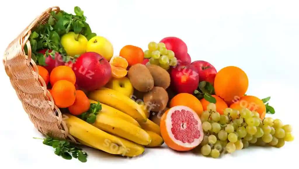 Tuzilma sabzavotlar, meva va chiqilgan qutcha ajraltirilgan | Composition with vegetables fruits wicker basket isolated