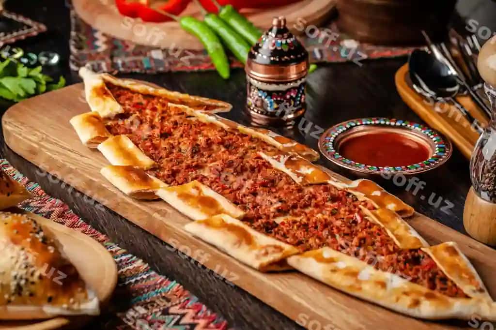 Turkcha pitsa pita goshtli | Turkish pizza pita with meat 2