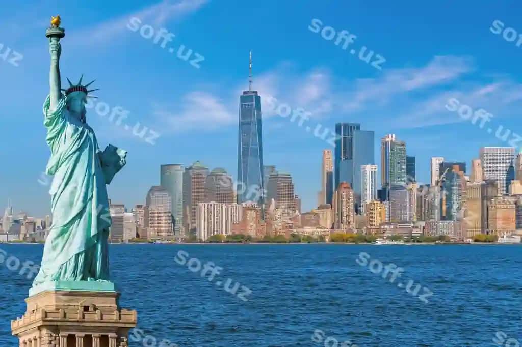Erkinlik statuyasi Manhattan shahri shturvali orqa fonda muhim belgi Yangi York Shahri AQSH | Statue liberty with manhattan city skyline background landmarks new york city usa 2
