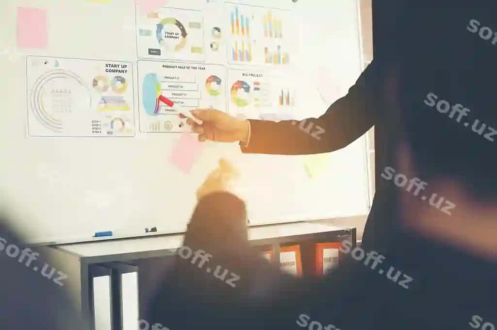 Yuqori burchakdan ko'rinish: biznes odamlar ofis stolida grafiklar haqida muhokama qilishmoqda. | High angle view business people discussing graphs desk office