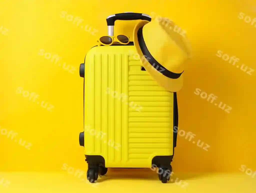 Sayohat bagasi sariq rangda, ko'zlashiq va bosh kiyim bilan | Travel bag with sunglasses hat yellow