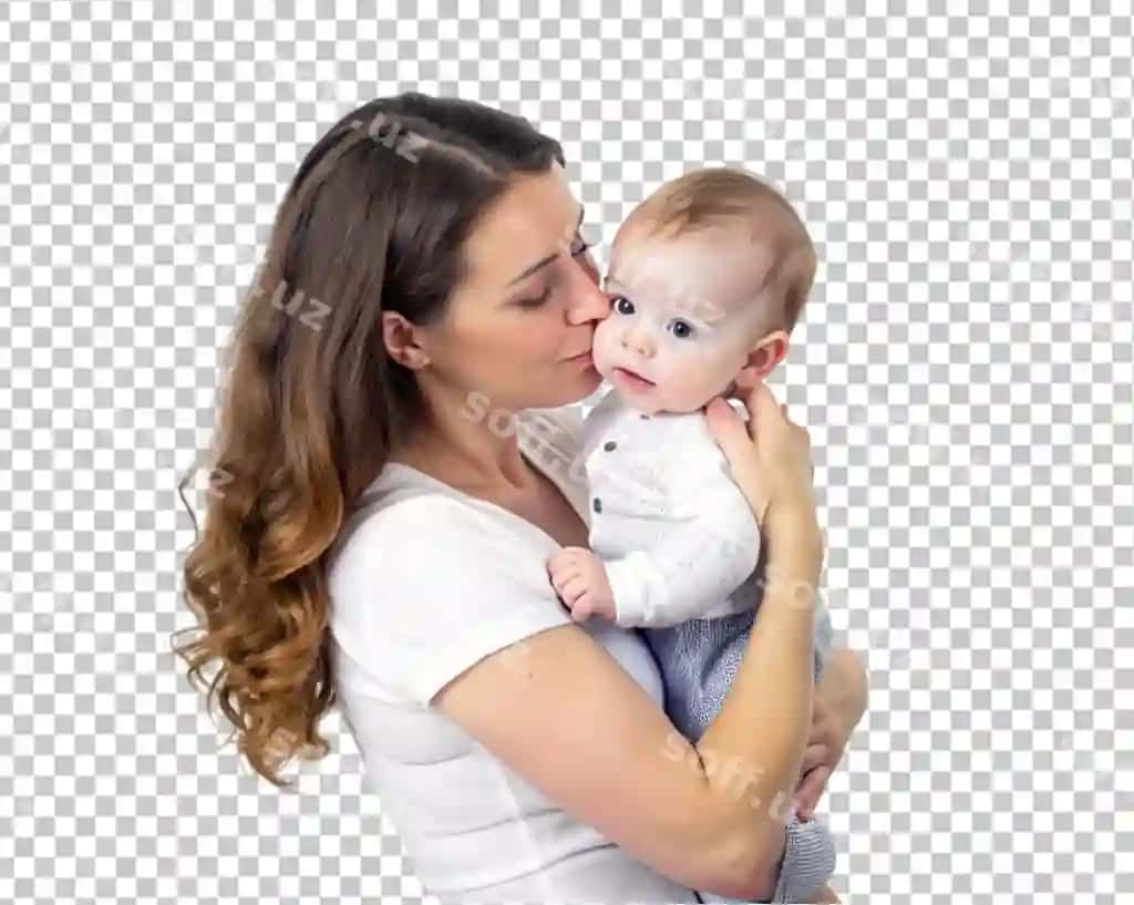 Baxtli ona gulchiq bolasi bilan | Happy mother with smiling baby