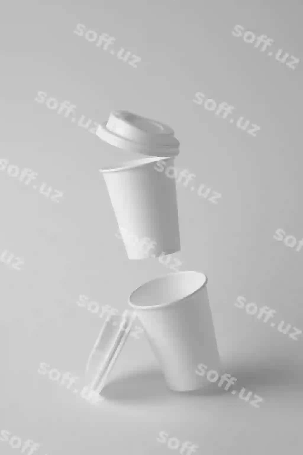 Suzg'in qog'oz stakanchik modeli | Levitating paper cup mockup