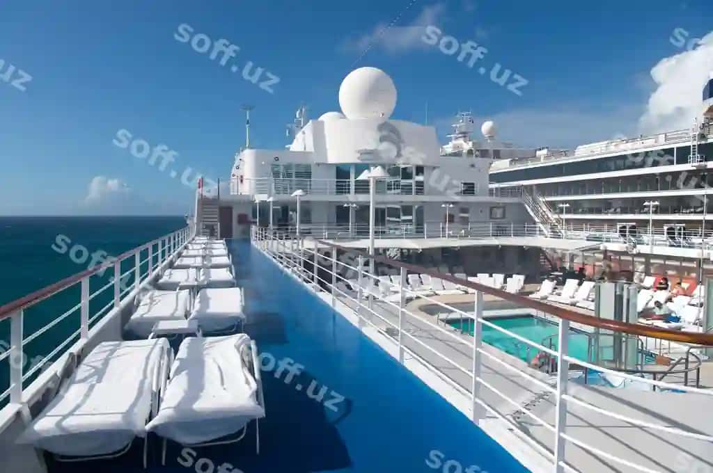 Miami AQSH, 31-dekabr 2015-yil, Eurodam kruizning hovli quyosh dek maydoni, quyosh loungerlar, quyoshga qarab o'tish, suza olish rekreatsiyasi, dam olish xursandliklari, Holland America bilan kruiz dam olish. | Miami usa december 31 2015 eurodam cruise ship pool sun deck area outdoors sun loungers sunbathing swimming recreation vacation pleasures cruise holiday with holland america