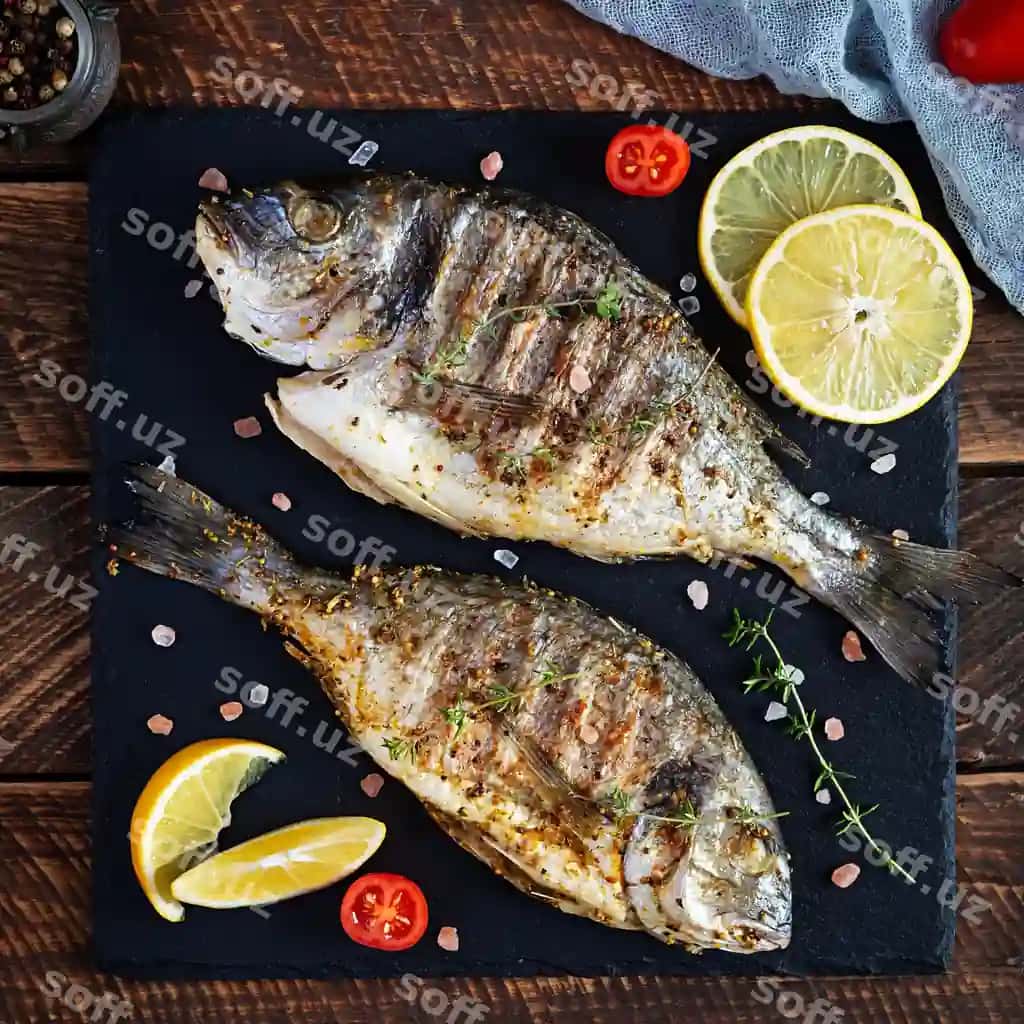 Pishirilgan Dorado baliq yumshoq fonda | Grilled dorado fish wooden background