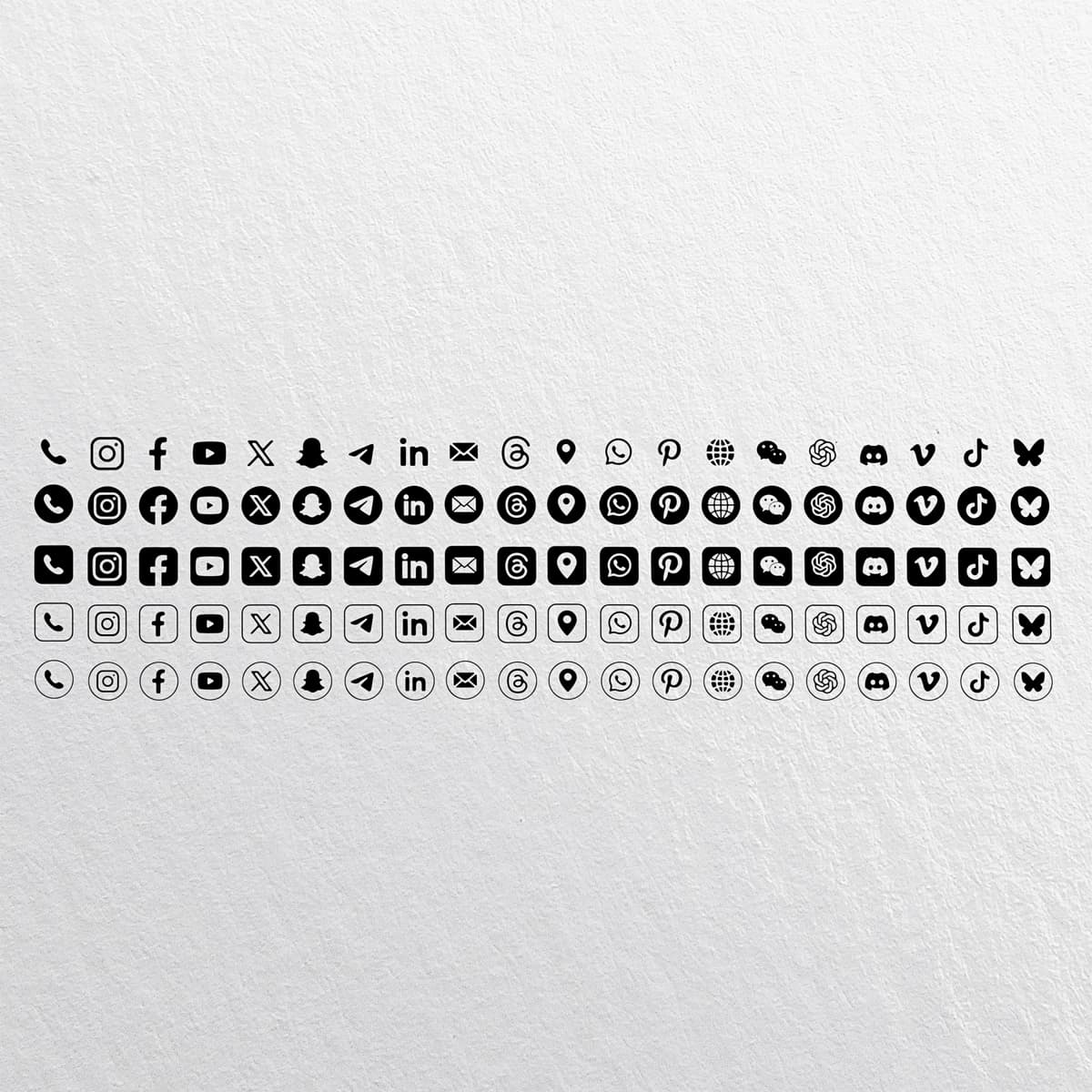 Turli xil onlaynlarni ifodalovchi minimalist qora oq ijtimoiy media piktogrammalari | Minimalist black white social media icons representing various online