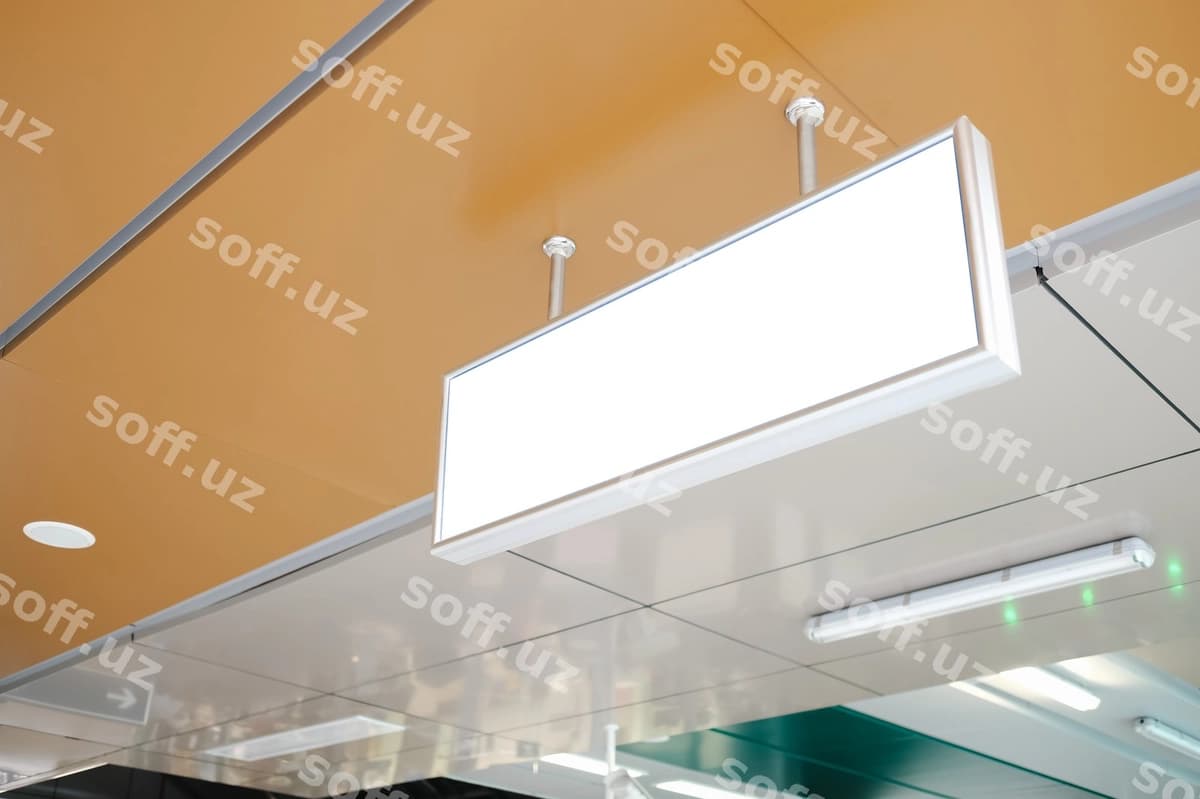 Bo'sh reklama billboardi aeroport | Blank advertising billboard airport