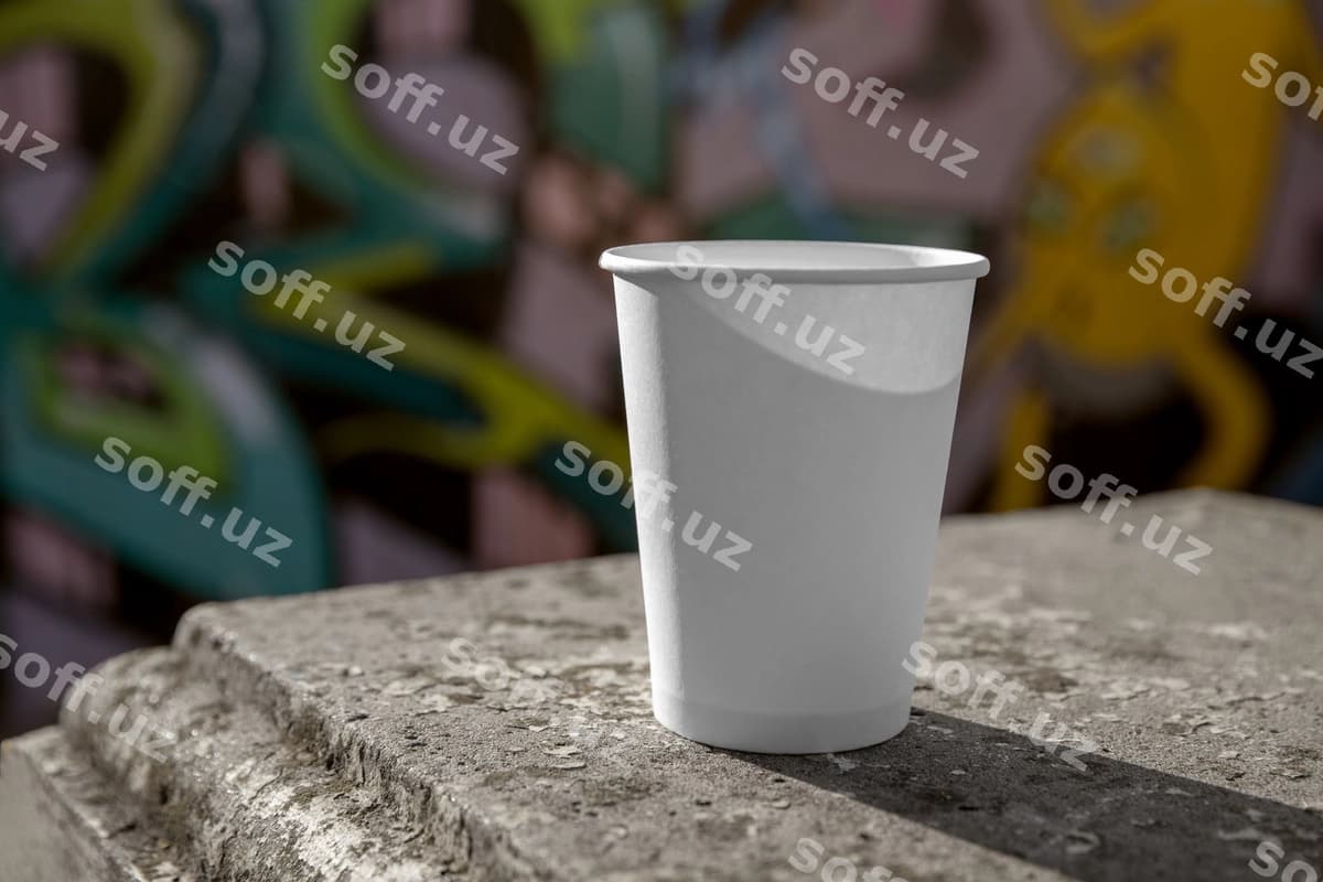 Kubok maketi jamoat maydoni | Cup mockup public space