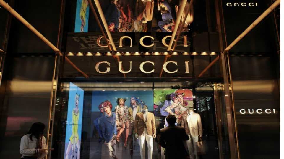 GUCCI KOMPANIYASI.