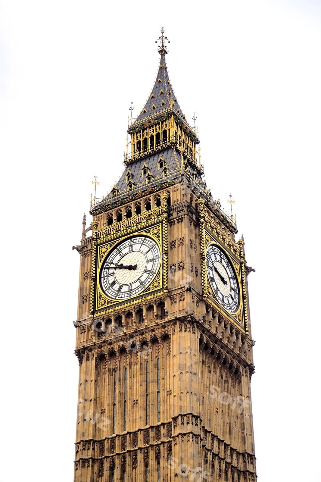 Osmonga nisbatan past burchakli soat minorasi | Low angle view clock tower against sky