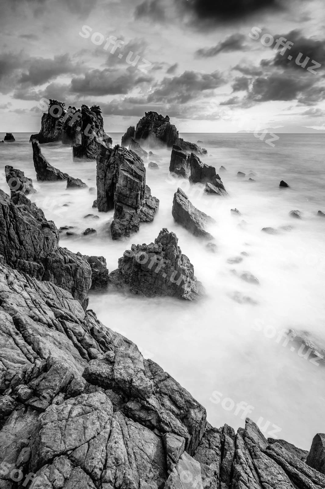 Dengiz osmon qarshisida manzarasi | Scenic view sea against sky