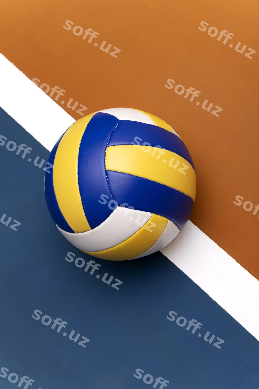 Yuqoridan ko'rinishdagi voleybol bino ichidagi natyurmort | Top view volley ball indoors still life