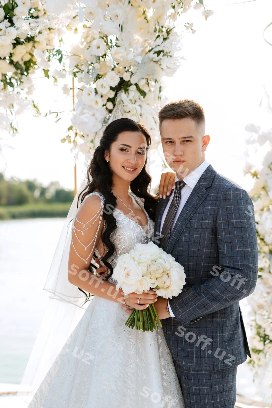 Yangi turmush qurganlarning to'y marosimi | Wedding ceremony newlyweds pier