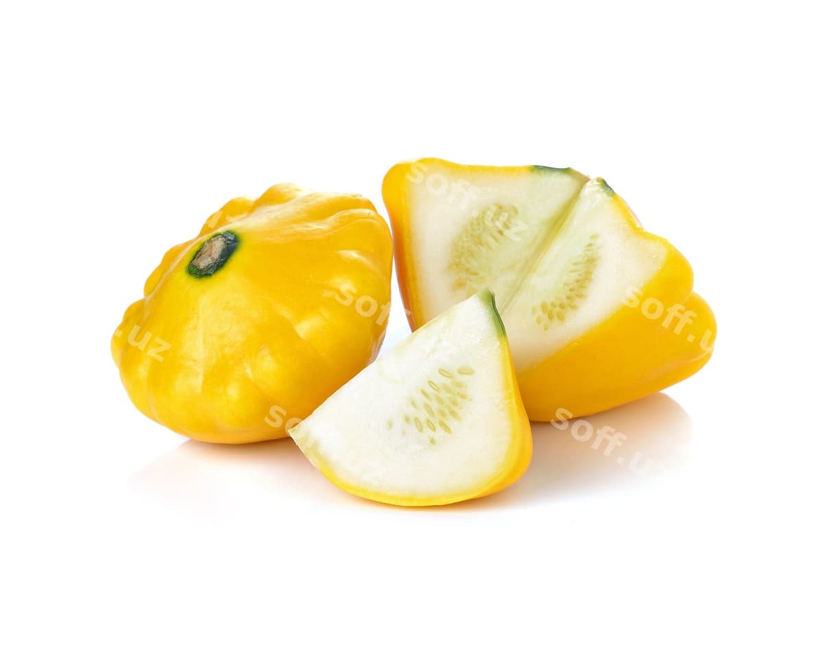 Sariq kabachok isolatsiyalangan oq fonda | Yellow zucchini isolated white background