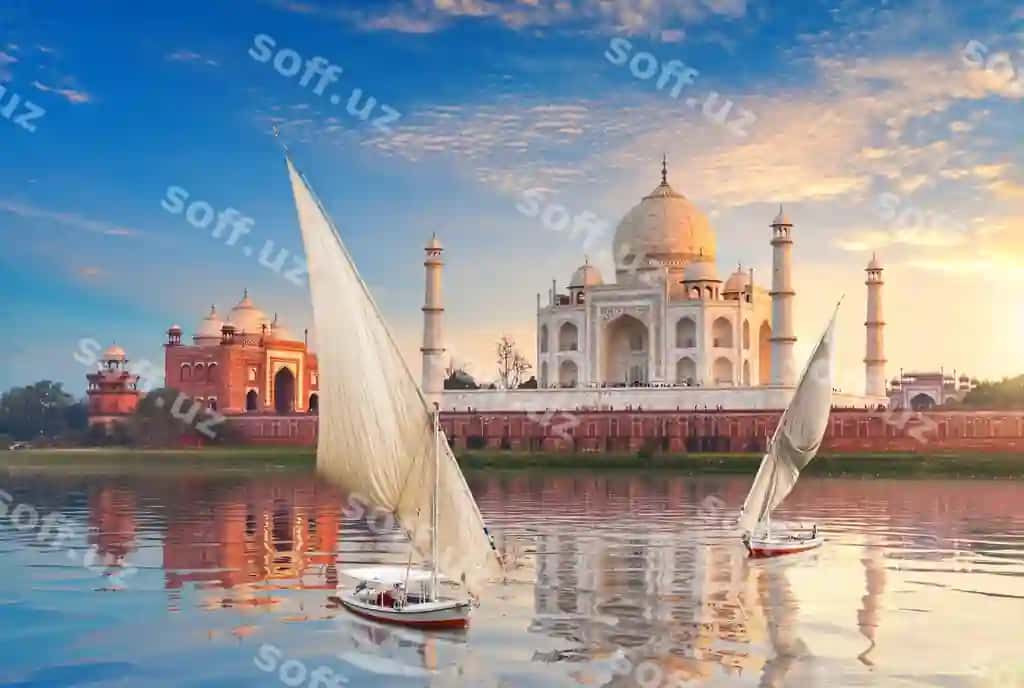 Mashhur Taj Mahal kompleksi Yamuna daryosi qodiqchilari go'zal quyosh botishi Agra Hindiston | Famous taj mahal complex yamuna river boats beautiful sunset agra india