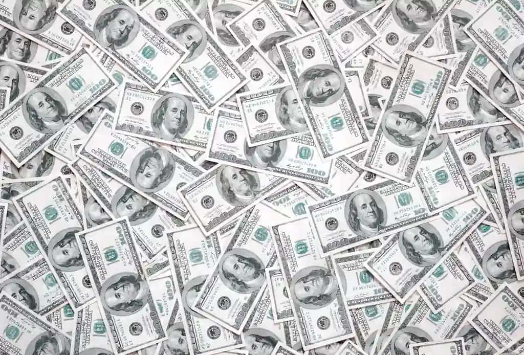 Orqa fonda pul | Background money