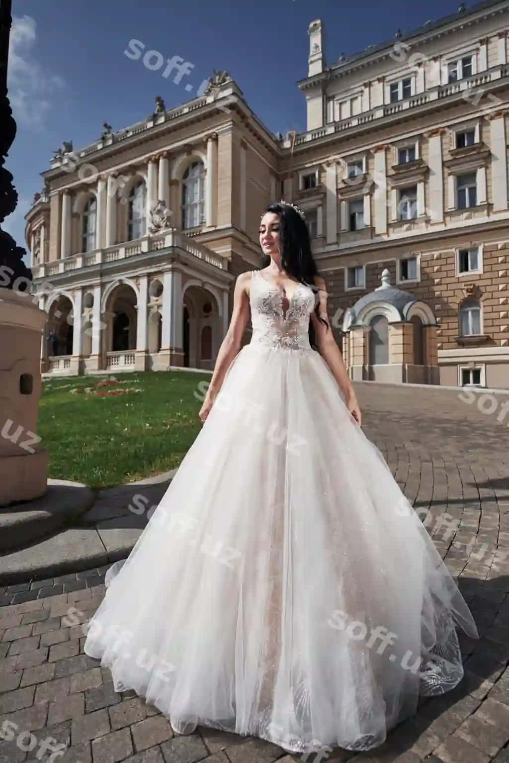 Go'zal ayol turmali kiyimi | Beautiful woman wedding dress