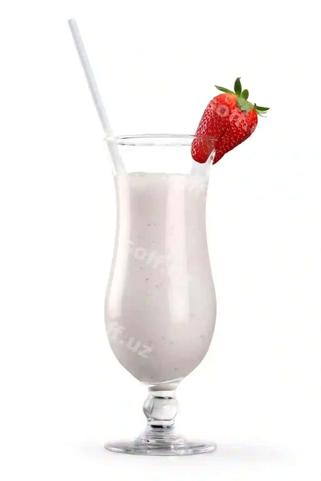 Komplekt kokteylchilar, yumshoq uzoq ichimliklar oq fonda oldida | Set cocktails soft long drinks ind front white background