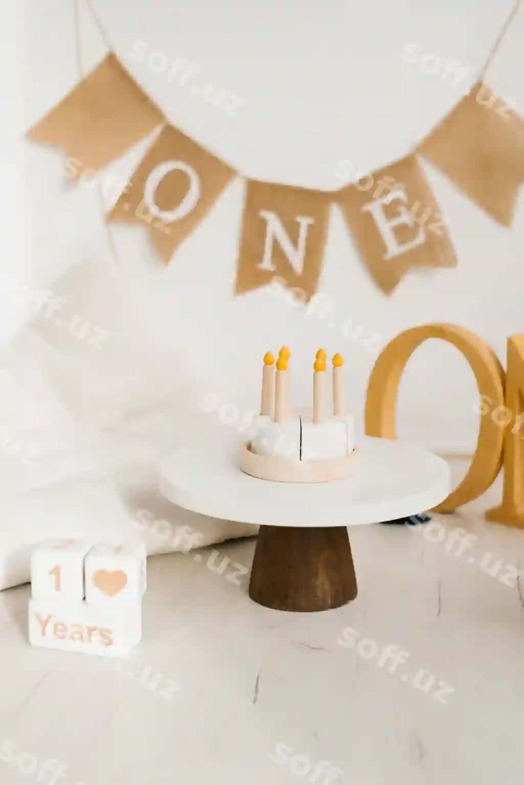 Yog'ochli o'yinchoq Tug'ilgan kuni uchun fotosurat zonasi Bayram Birinchi yil bolajon | Wooden toy birthday cake photo zone celebration first year baby