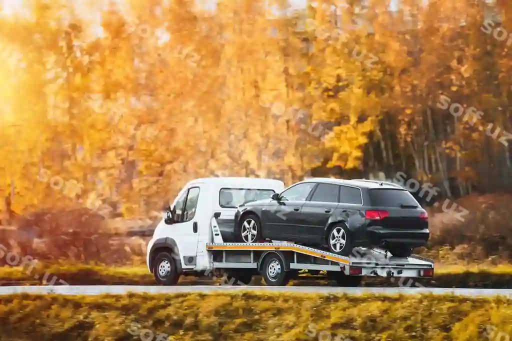 Tirgak yo'l transporti mashinasi nosozlik hodilashi keltiradi tirgak yetkazib berish sug'urta xizmati yo'l yonida yordam mashina hodilashi | Tow truck car road vehicle breakdown collision leads tow truck delivery insurance service roadside assistance car accident