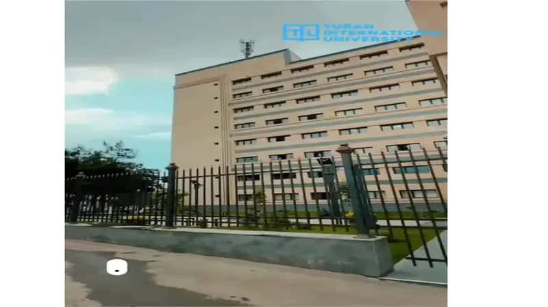 Университет Туран